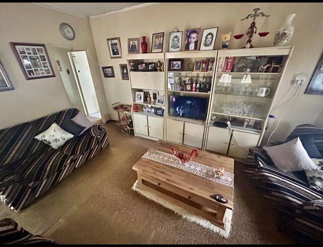 4 BEDROOM HOUSE FOR SALE IN VANDERBIJLPARK CW 2